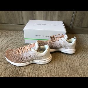 New APL Techloom Gold Ombré Sneakers Size 8